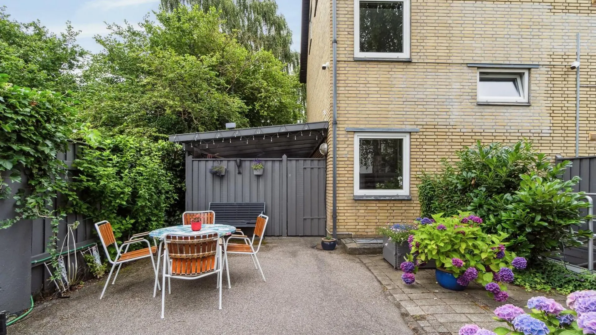 Nice Topfloor Studio Apartment Copenhagen